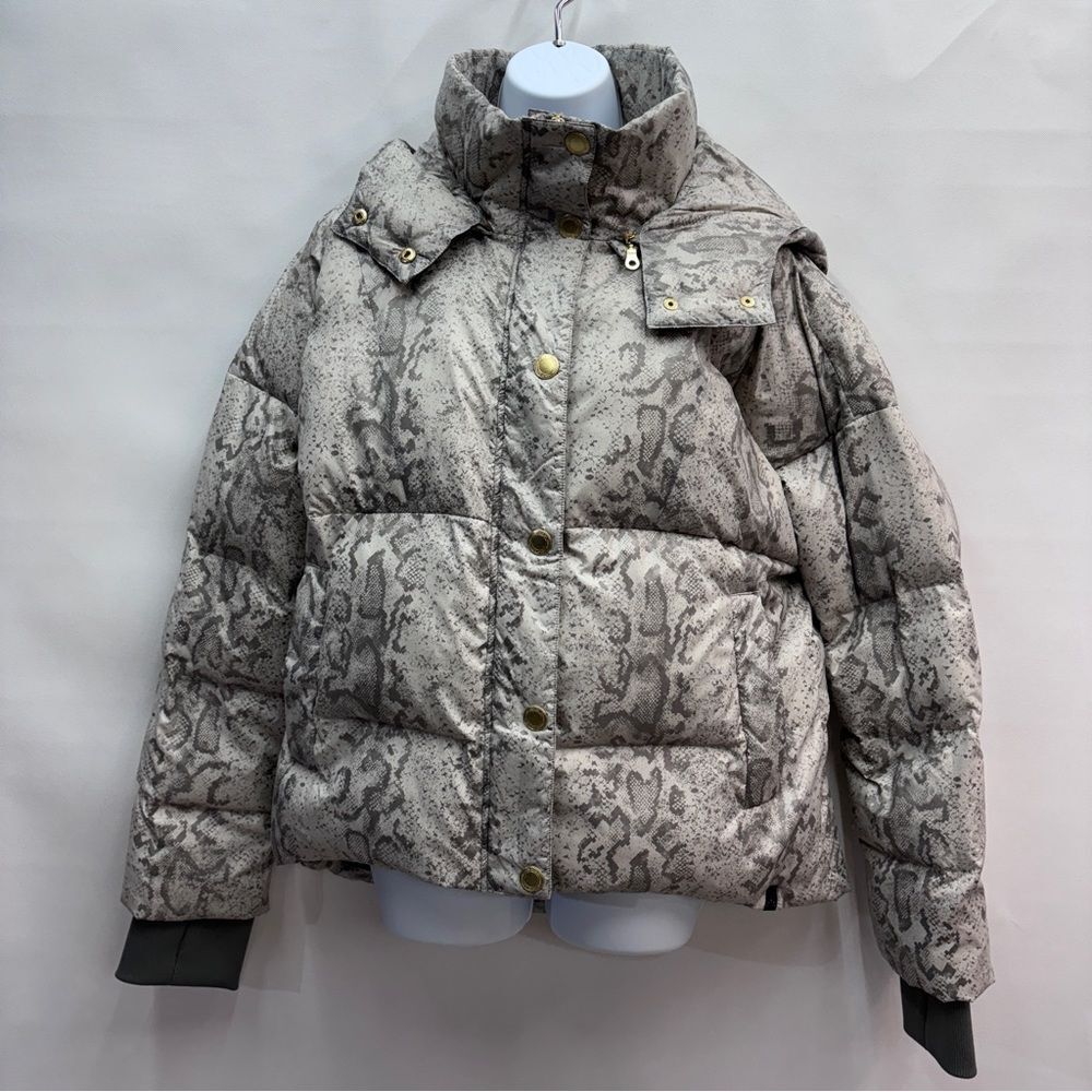 Varley Women’s Highland Puff Jacket Contrast Grunge Snake by Largo Drive Sz XL